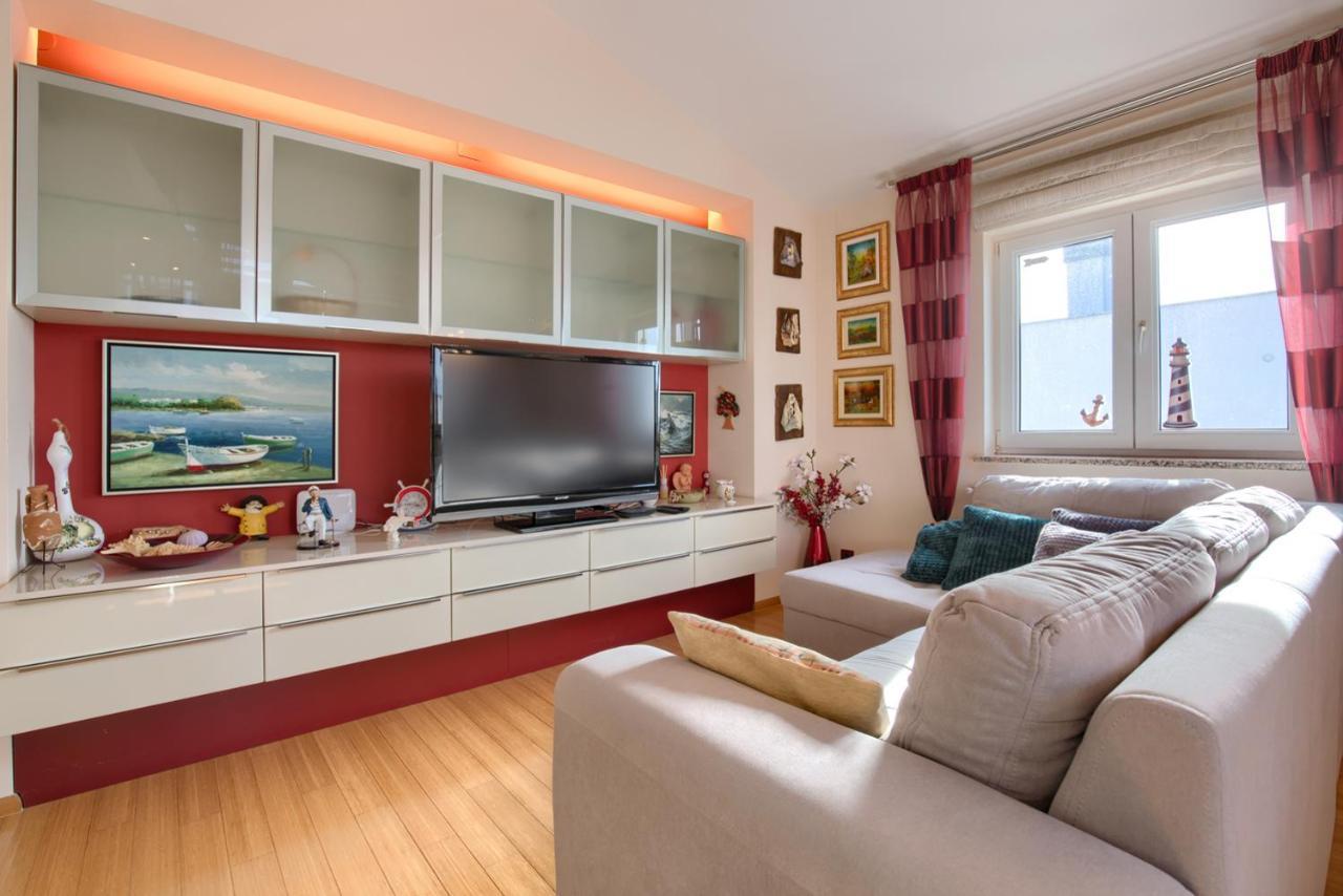 Apartamento Tomisha Pjescana Uvala Exterior foto